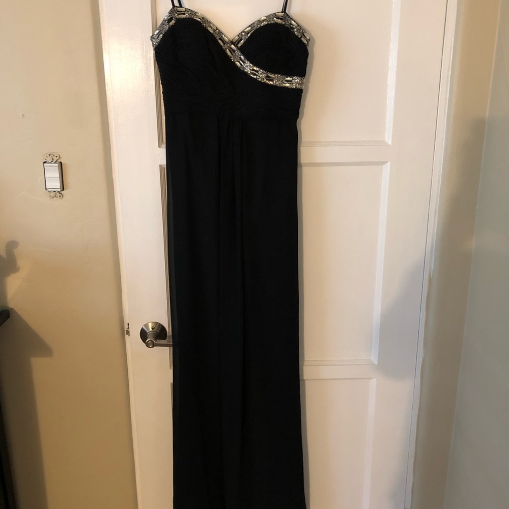 Dave & Johnny black jeweled dress